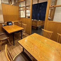 【4～8名様】繋げると8名様でもご利用いただけるお席