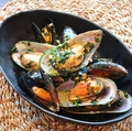 料理メニュー写真 ムール&パーナ貝のパセリバター