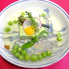 うすい豌豆の葛豆腐