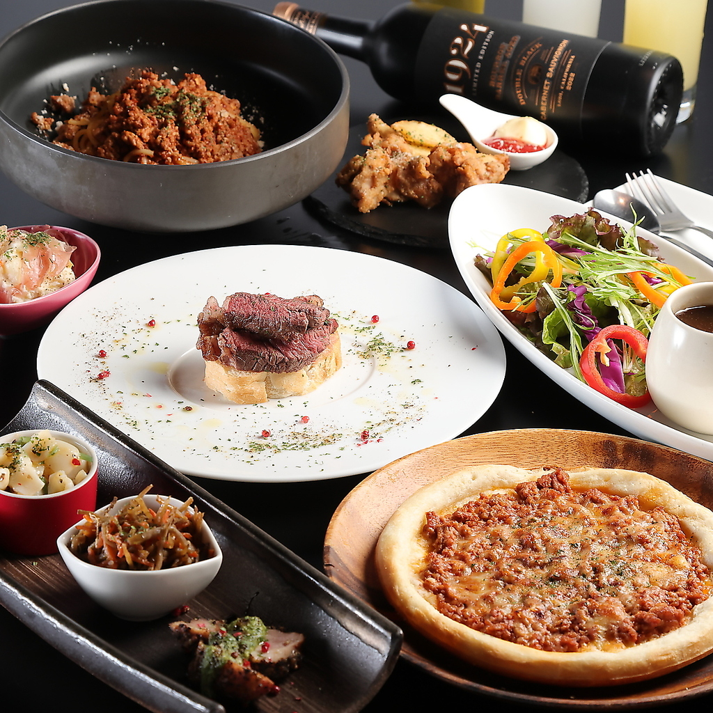 メインに国産牛を使ったシェフ渾身のイタリアンフルコースもおすすめ♪誕生日や記念日など特別な日に