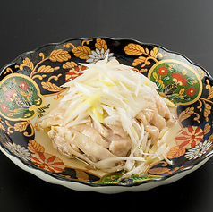 蒸し鶏とネギの香味ソース