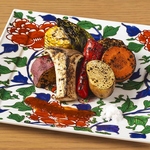 【伊都野菜】糸島市の伊都野菜をはじめ、福岡県産の季節のお野菜もシンプルに薪焼きで。