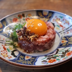 牛タルタルとアーモンドユッケ