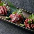 料理メニュー写真&nbsp;特選馬刺し３種盛