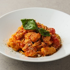 自家製トマトソースパスタ