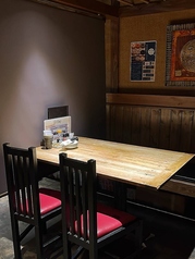 日常の食事や宴会にオススメのテーブル席