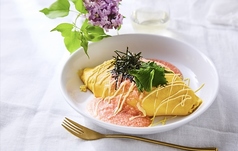 明太とろろオムライス