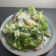 自家製パンチェッタのシーザーサラダ