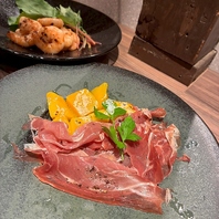ちょい飲み～特別なディナーまでシーンに寄り添う空間◎