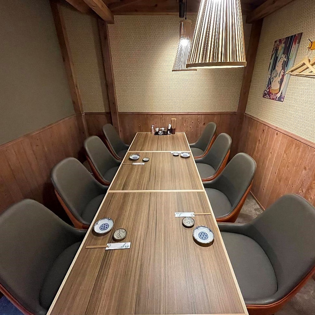 神田の裏路地に佇む、一軒の隠れ家個室居酒屋がNEWOPEN