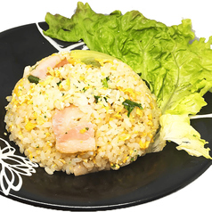 ベーコンレタスチャーハン
