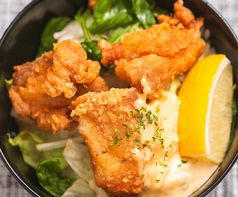 まかないジューシーからあげ丼