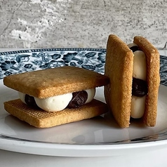 レーズンバターサンド