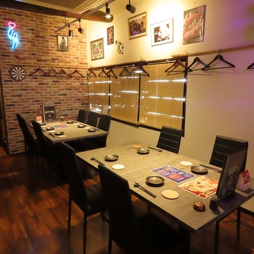 FOOD＆BAR 猿やの雰囲気1