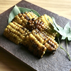 とうもろこしの藁焼き