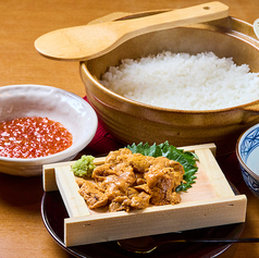 雲丹といくらの土鍋ご飯