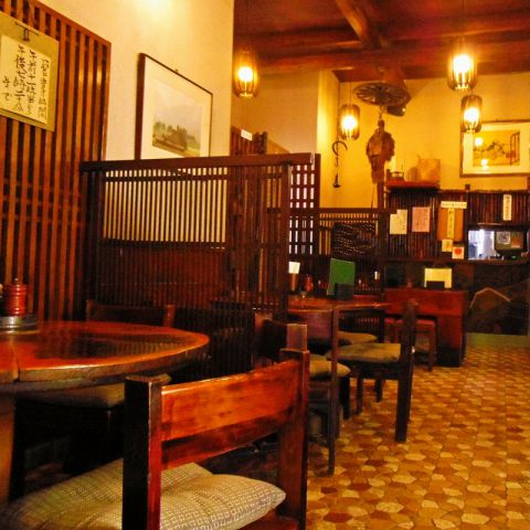 ���R ���� ����