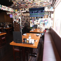 大型モニター+小型モニターの計５台設備！