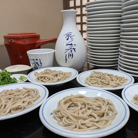 絶品の出石皿そば◎「そば」「出汁」「薬味」全てに美味しさの追求に努めております。