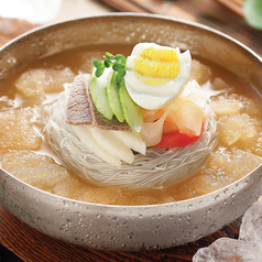 水冷麺、えごまビビン冷麺、ビビン冷麺