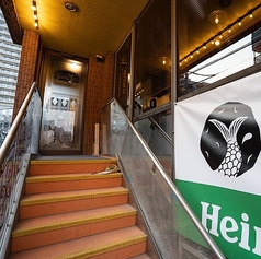 ヨッシーズフィッシュ&チップスの外観2