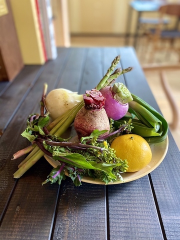 三浦半島の美味しい野菜と海の恵みを隠れ家で楽しむ