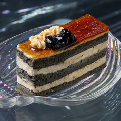 黒蜜きな粉の竹墨ケーキ(BLACKHONEY BEANFLOUR CAKE)