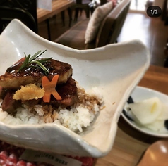 フォアグラと阿蘇王牛のステーキ丼