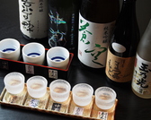 厳選した京都を含めて全国の地酒を多数取り揃えております！地元京都のお酒の利酒セットも。厳選した地元京都の日本酒をはじめ、季節限定酒やプレミア酒など全国の地酒を多数ご用意しております！