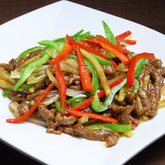 24.豚肉とピーマンの細切炒め・青椒肉絲