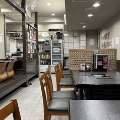 テーブル席は４名テーブル×9テーブルご用意♪大人数での宴会も大歓迎☆