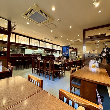 八丈島郷土料理 源八船頭 小岩高架下店の雰囲気1