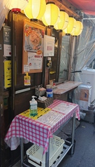 １階外立ち飲み席