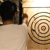 各種カードに対応しているため、現金を持ち歩かずに気軽にお酒やシーシャを楽しめます。スムーズな支払いで、時間を無駄にせず、ゆったりとしたひとときをお過ごしください。どんなシーンでも安心してご利用いただけます。