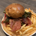 料理メニュー写真&nbsp;ベーコンレタスバーガー