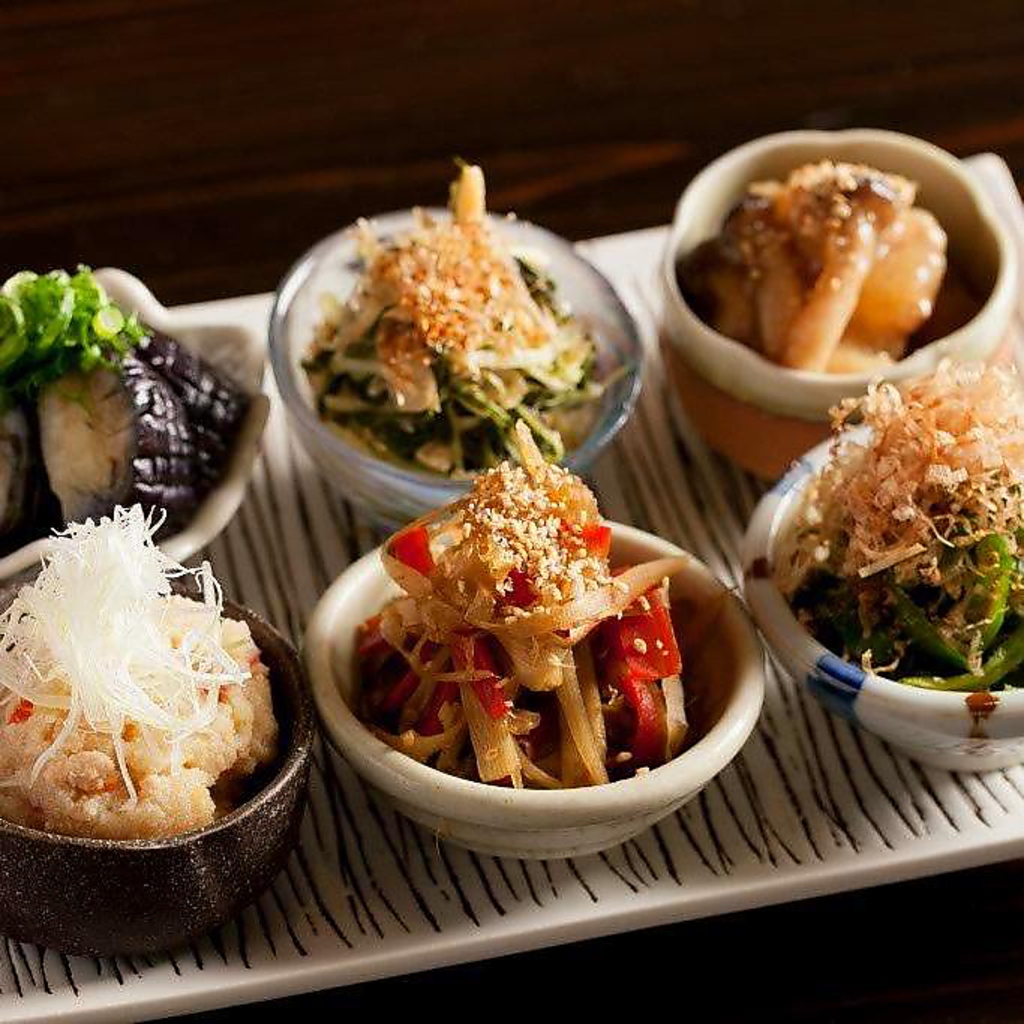 その時の旬の食材や少し変わったお料理などもあるので是非食べてみて下さい。 