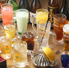 仕事帰りに寄れるスパイス香るカレー酒場で一杯どうぞ