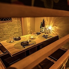 記念日やデートなどでお使い頂けるカップルシート雰囲気を大事にしたお部屋で幅広い年代層に支持を受けており、様々なシーンで活躍しております♪ランチ、カフェ、ディナーと時と共に変わりゆく奥羽本荘の姿をお楽しみ下さい♪(おでん/居酒屋/渋谷駅/飲み放題/完全個室/海鮮/炉端焼き/焼き鳥)