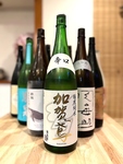 日本全国から取り寄せる、種類豊富な日本酒
