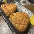 料理メニュー写真 炭火焼おにぎり お醤油/にんにく醤油