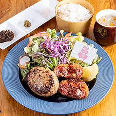 THEポークハンバーグ 150g+紅生姜メンチ 50g