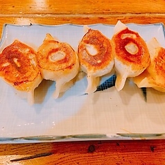 肉汁たっぷり！鹿児島県産黒豚餃子！の写真