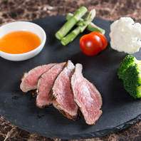 A5ランクの近江牛のみを使用！お好きな部位をどうぞ♪