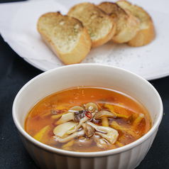もも焼き屋　八幸鶏の写真