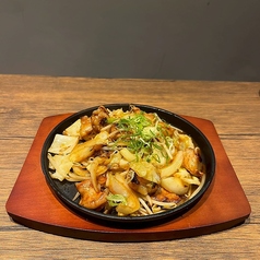 三田牛のホルモン炒め(塩ダレ)
