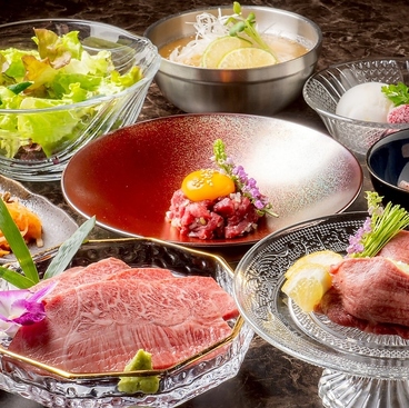 炭火焼肉 にくまる すすきの店のおすすめ料理1