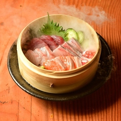 海の幸と山の幸 鶴亀合戦の特集写真