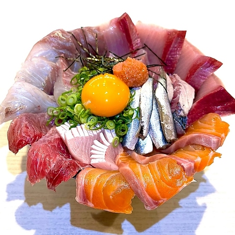 定食、和食、洋食、岡山グルメなどが食べれる食堂♪14時～カフェとして営業★