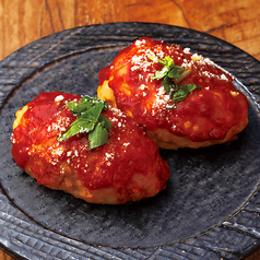 手づくりとろ～りチーズつくね 辛旨トマトソース