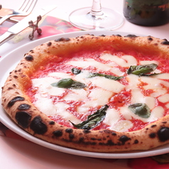 本格ピッツァやオリジナル料理の香ばしさをご堪能あれの写真